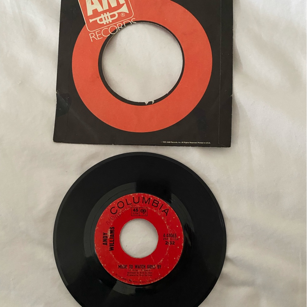 Assorted 45s - Picture 2 of 8